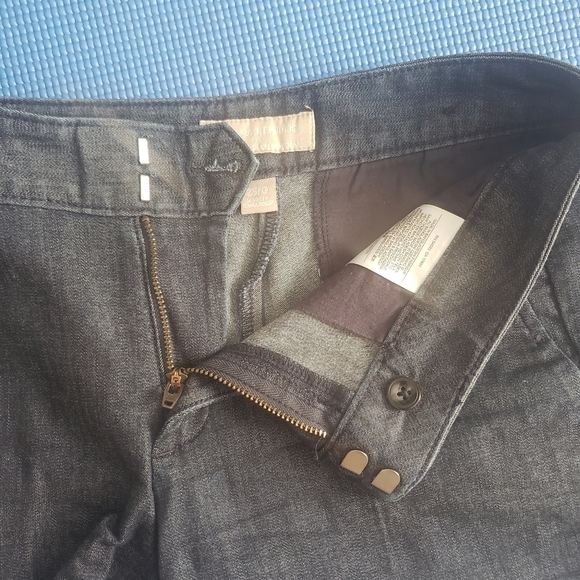 Banana Republic Hampton Fit Shorts In Denim - Picture 4 of 8